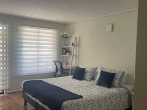 Departamento en Las Condes, excelente ubicación a pasos del metro y servicios